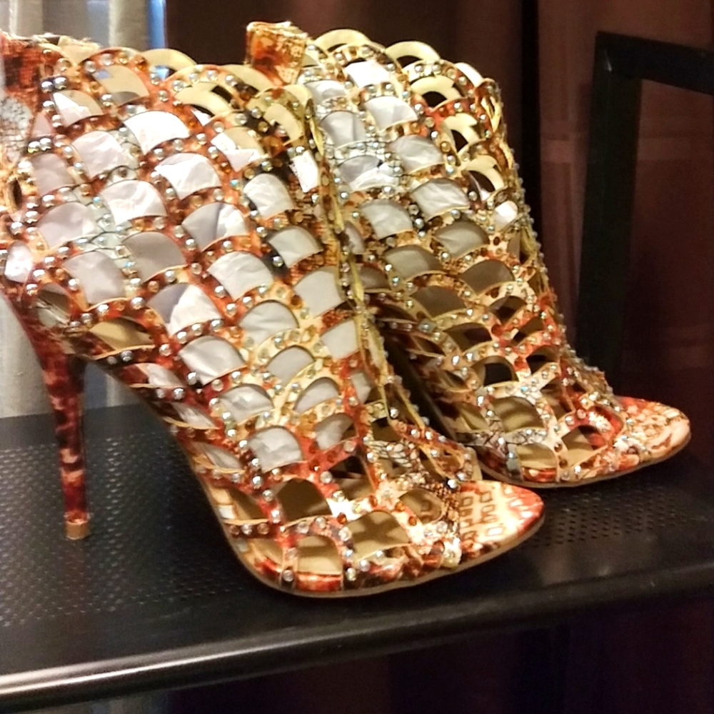 Rhinestone Uppers with a Zipper Back